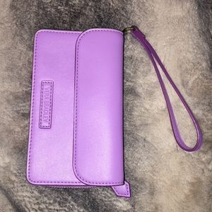 Vera Bradley Leather Wristlet💜
